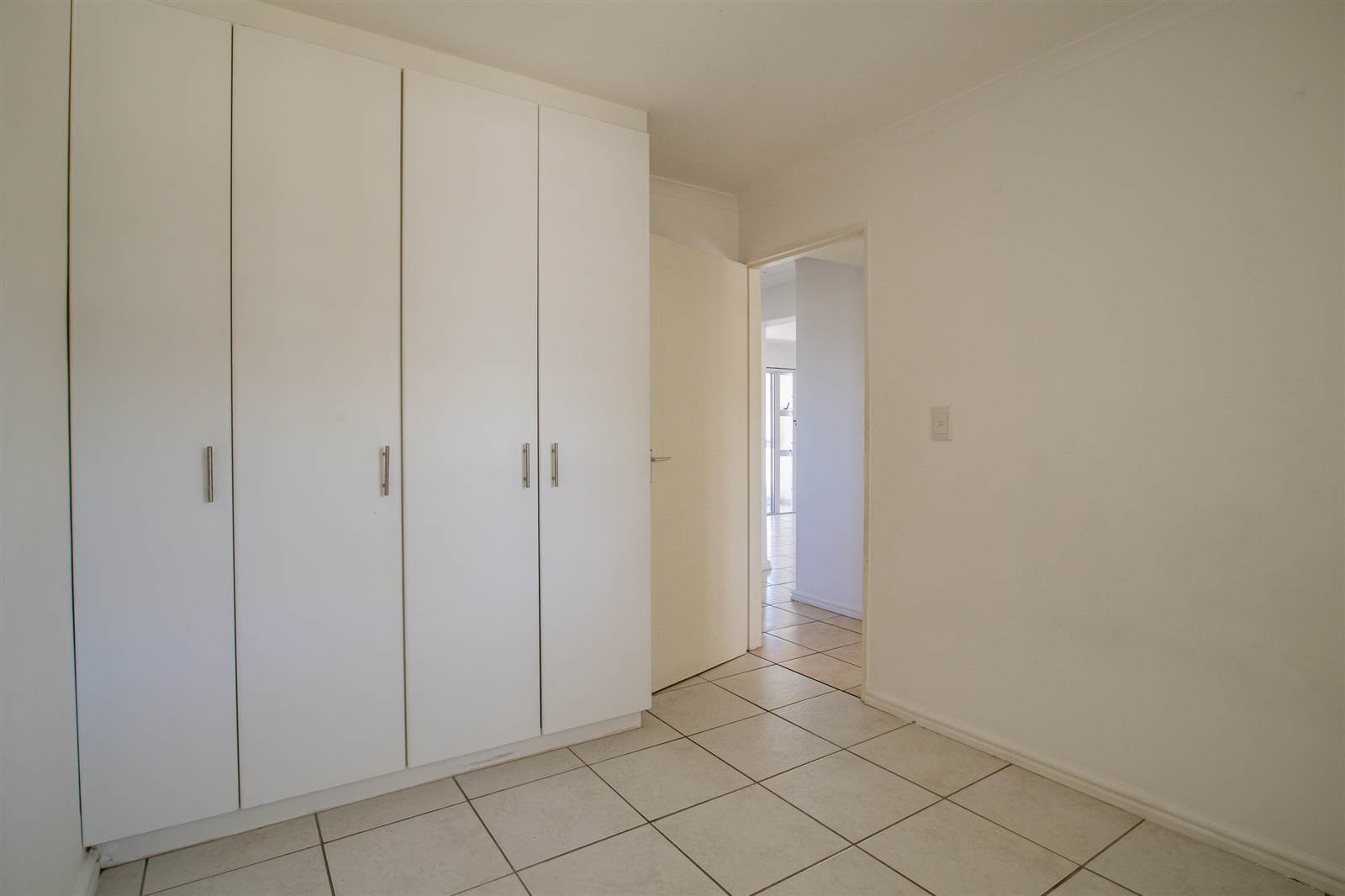 3 Bed Apartment in Muizenberg photo number 14
