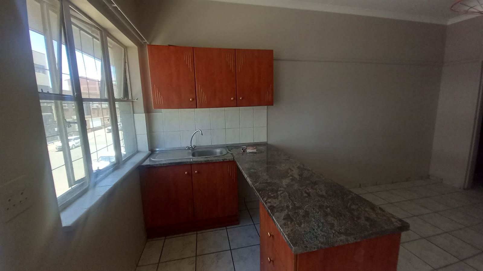 1099  m² Commercial space in Bloemfontein photo number 14