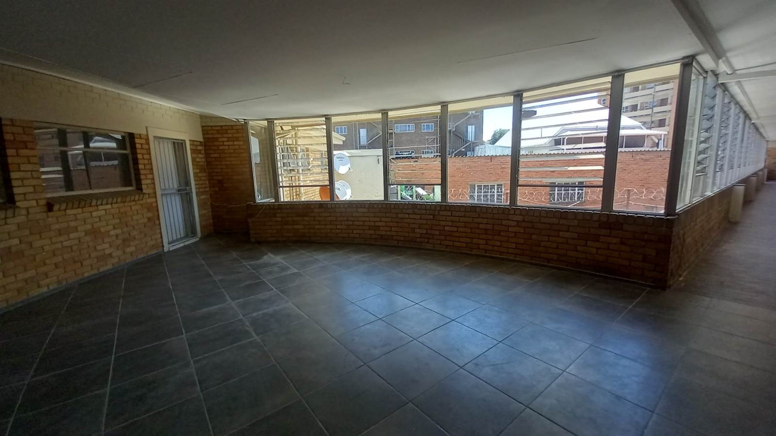 1099  m² Commercial space in Bloemfontein photo number 10