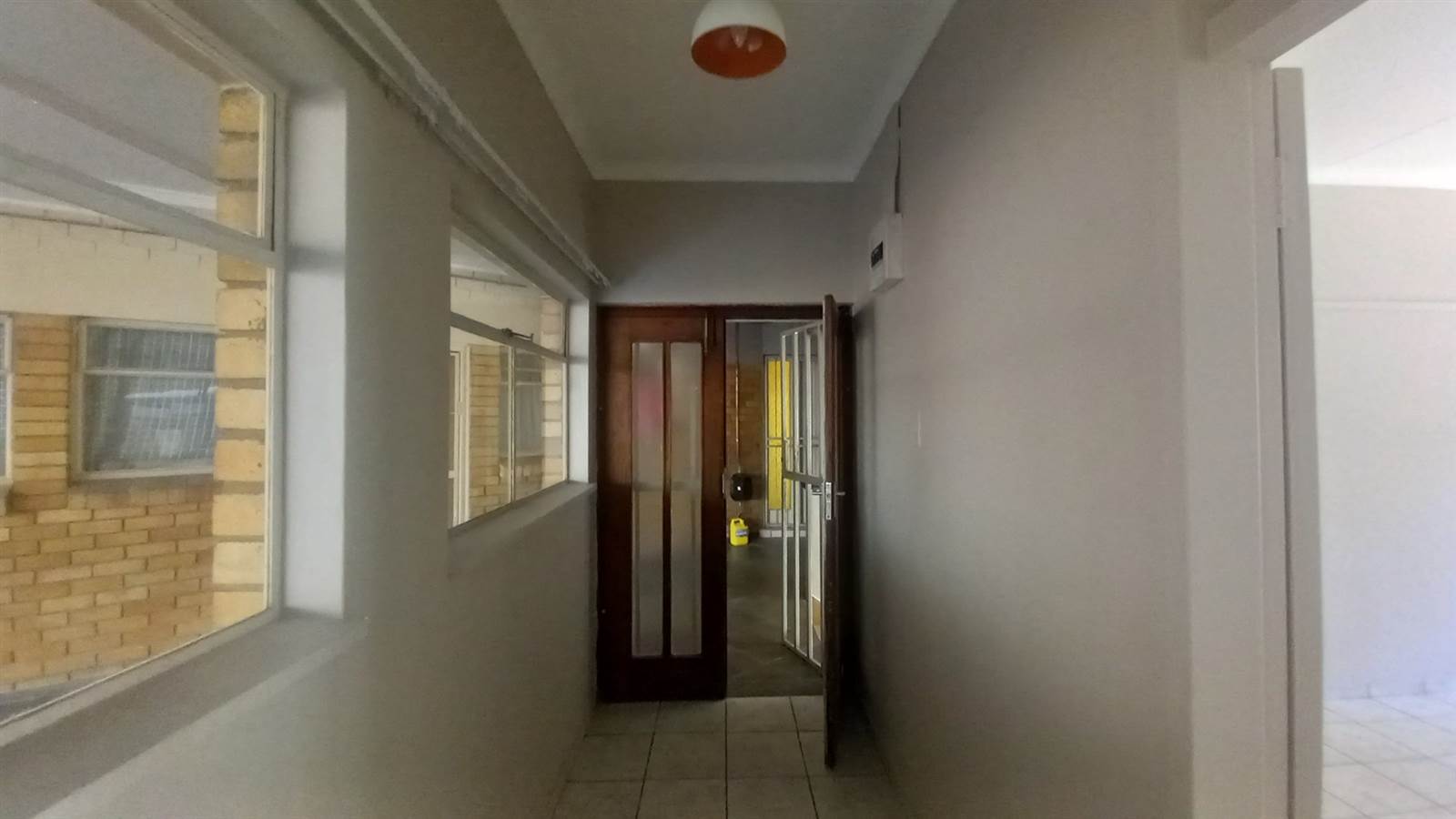 1099  m² Commercial space in Bloemfontein photo number 12