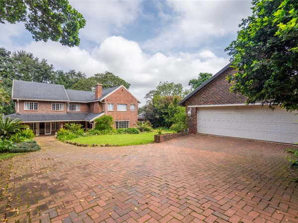 4 Bedroom House 4 Bedroom House
