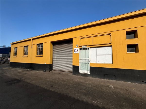 154  m² Industrial space