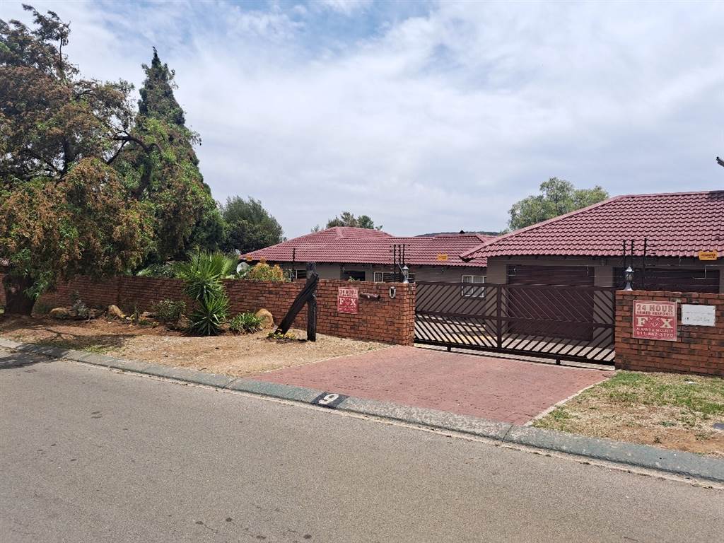 4 Bed House for sale in Mulbarton T4406401 Private Property