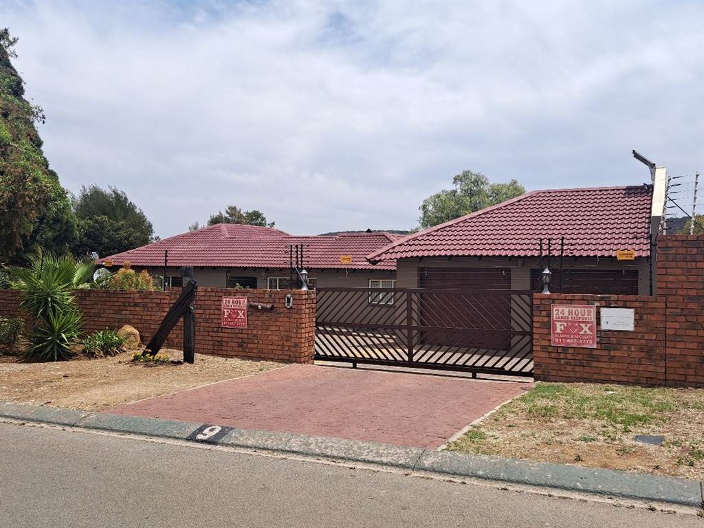 4 Bed House for sale in Mulbarton T4406401 Private Property