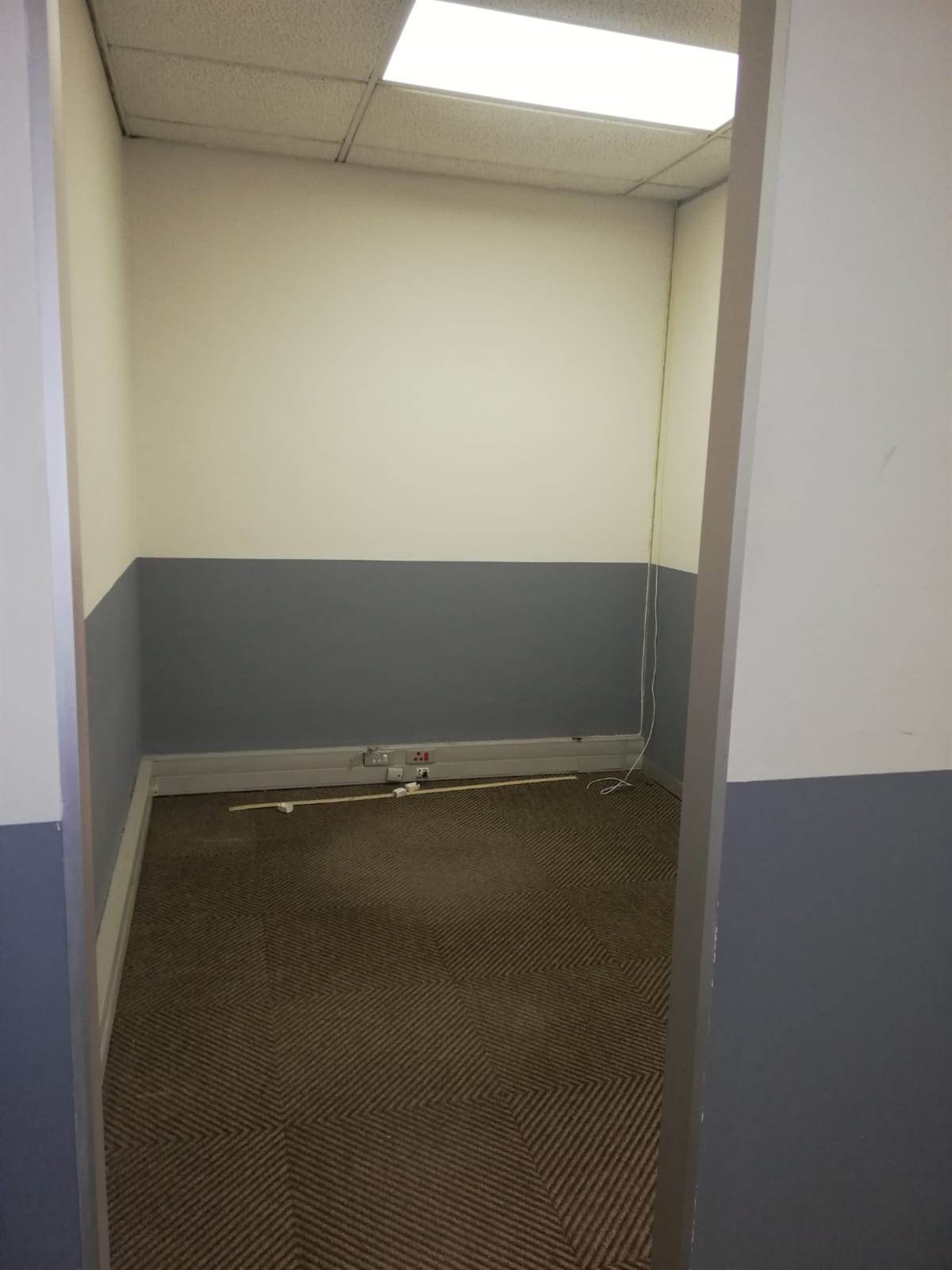 50  m² Office Space in Bellville Central photo number 3