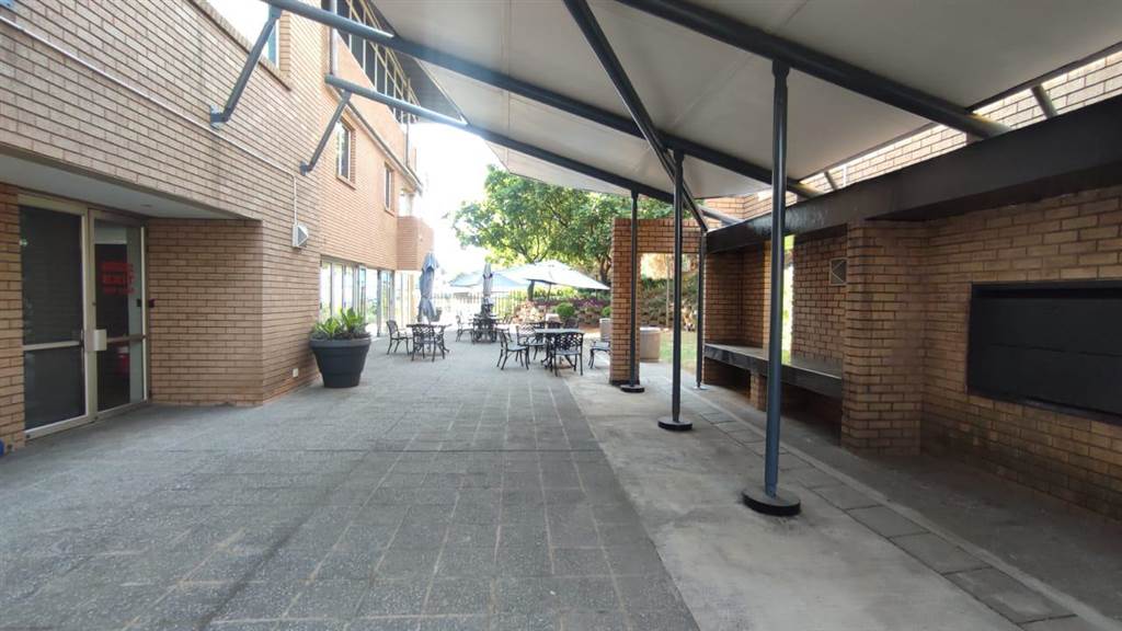 418  m² Commercial space in Modderfontein photo number 10