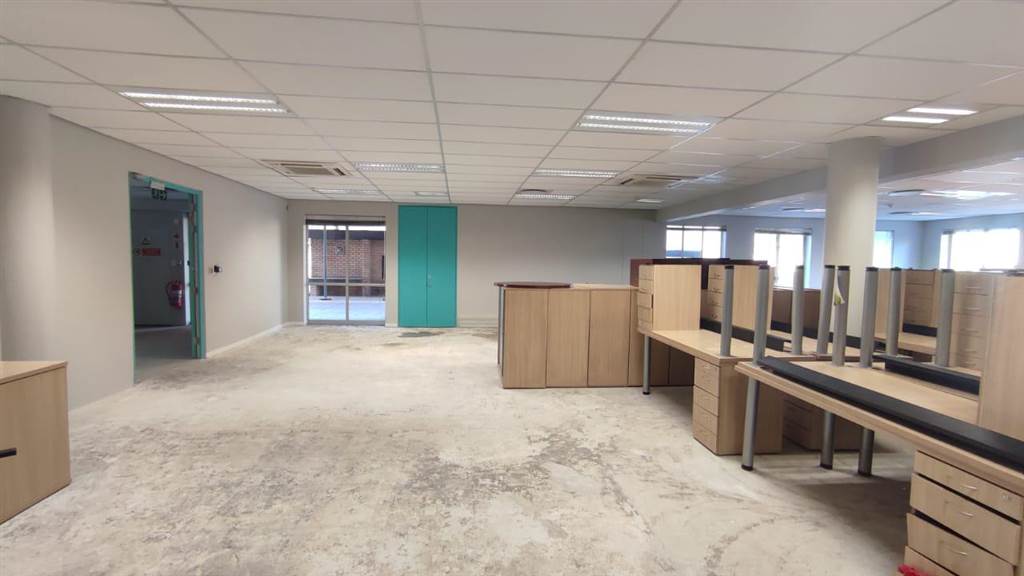 418  m² Commercial space in Modderfontein photo number 23
