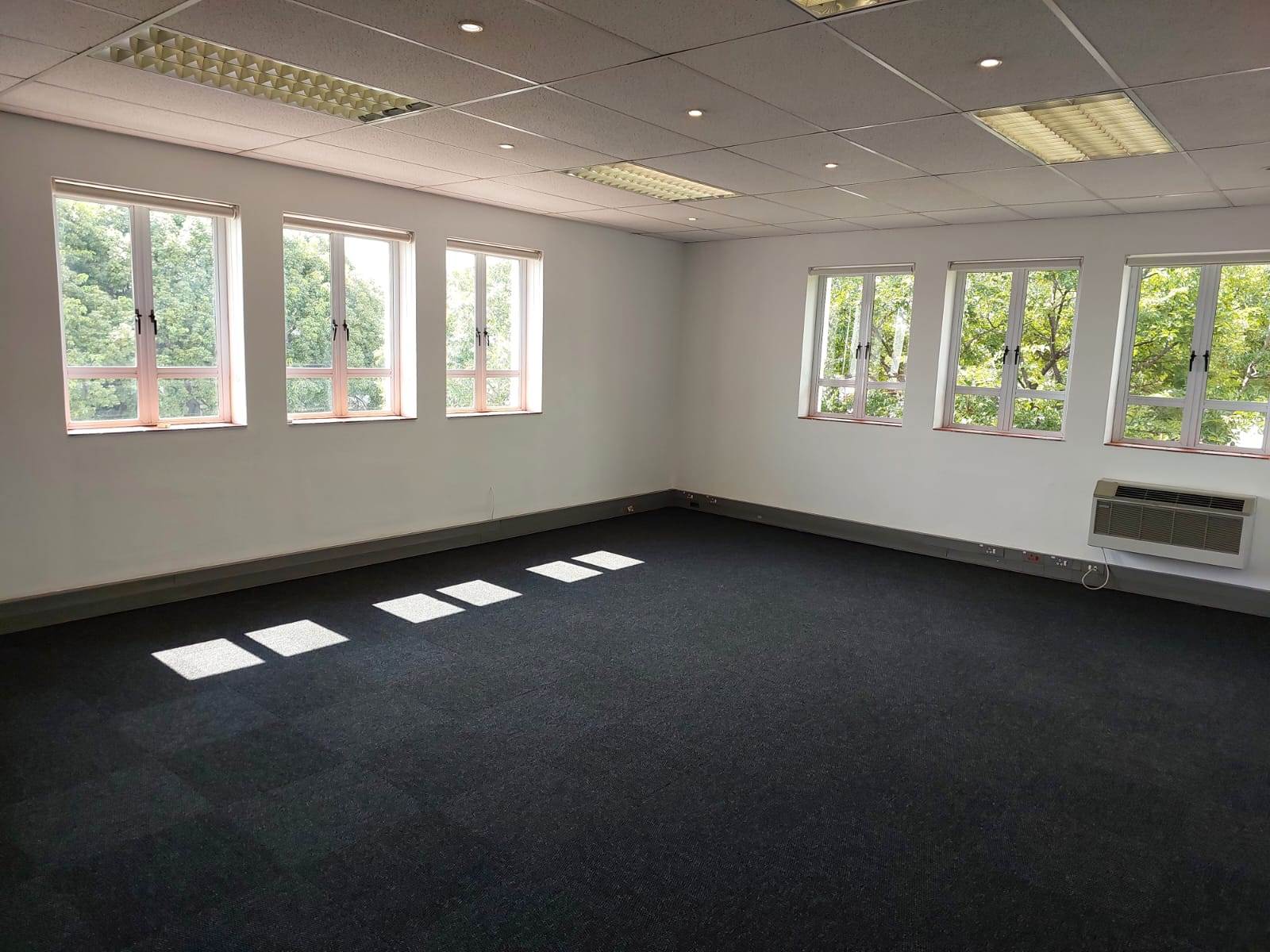 543.8  m² Commercial space in Bryanston photo number 15