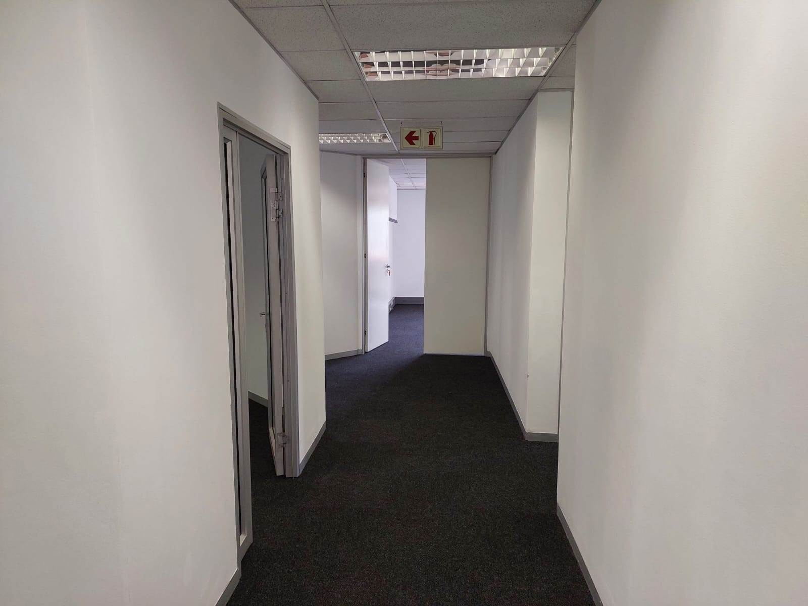 543.8  m² Commercial space in Bryanston photo number 10