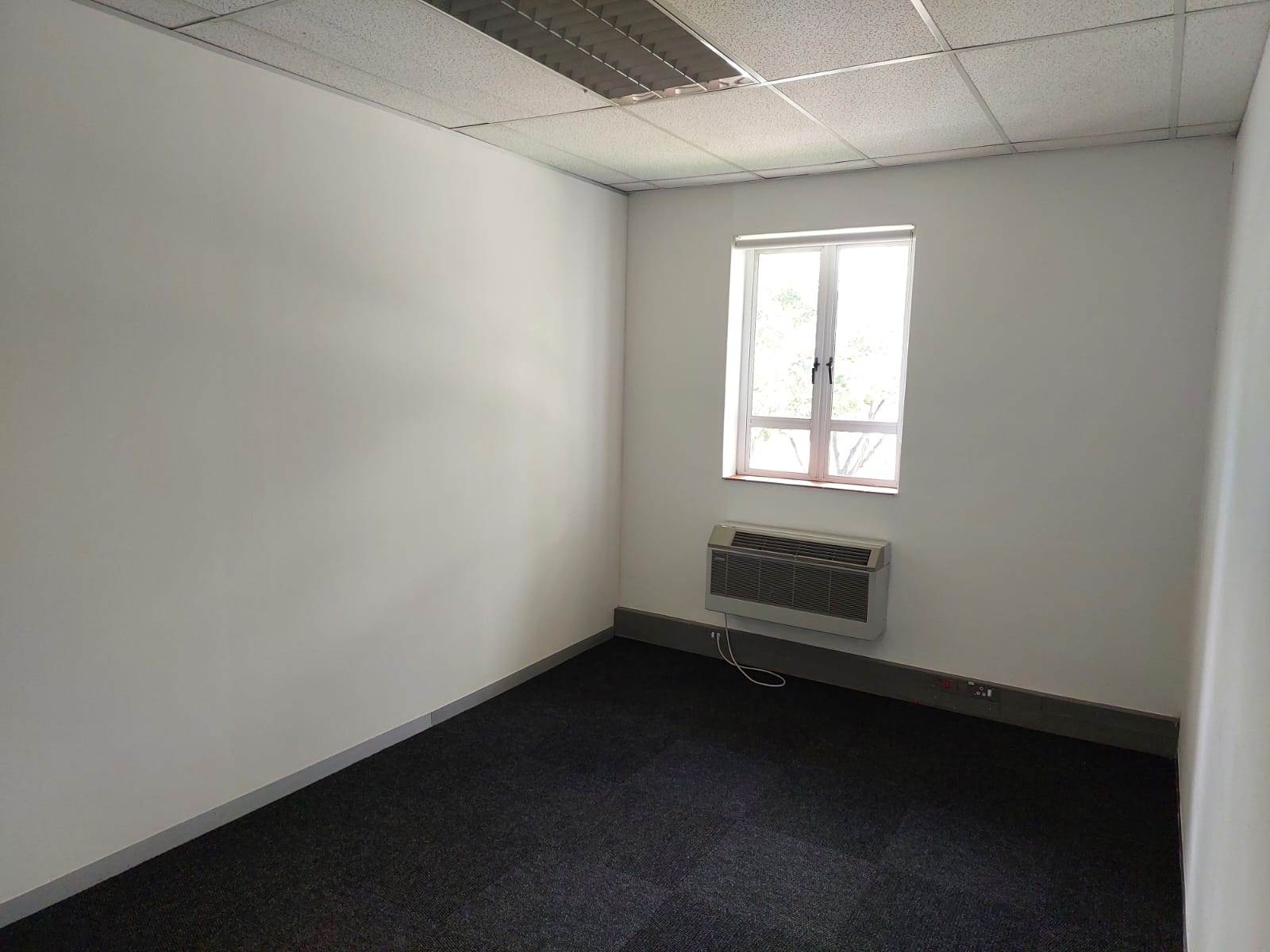 543.8  m² Commercial space in Bryanston photo number 13