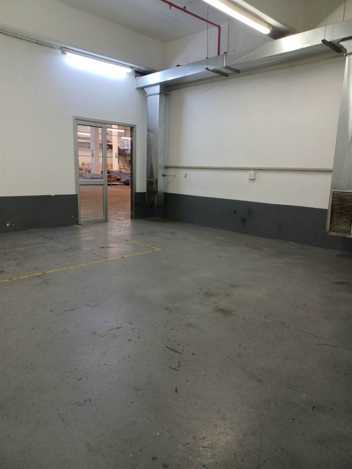 87000  m² Industrial space in Bellville Central photo number 28