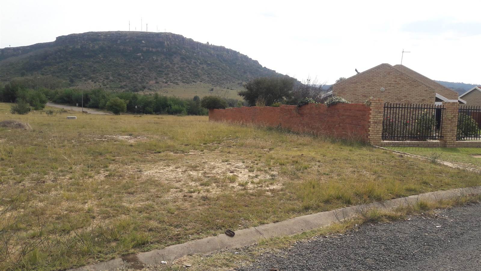 1205 m² Land available in Ladybrand photo number 2