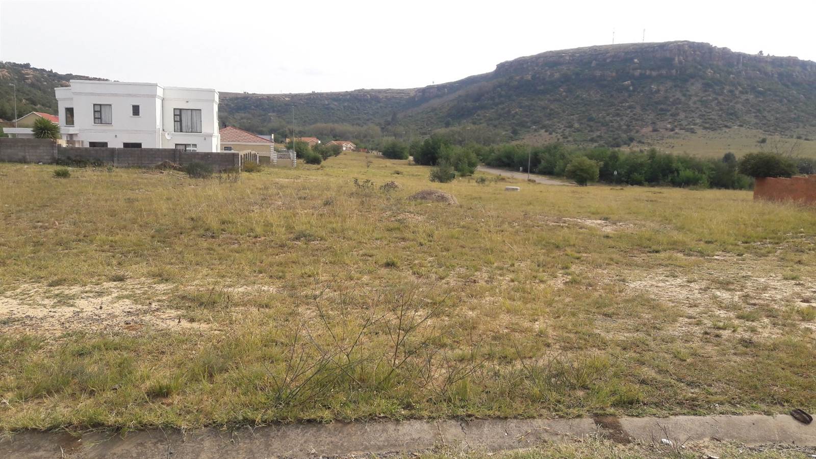 1205 m² Land available in Ladybrand photo number 3