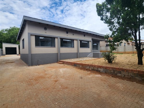 3 Bedroom House 3 Bedroom House