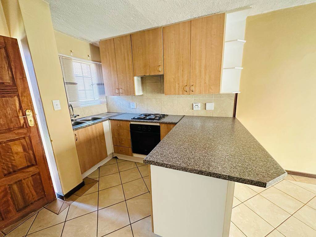 2 Bed Apartment in The Orchards photo number 2