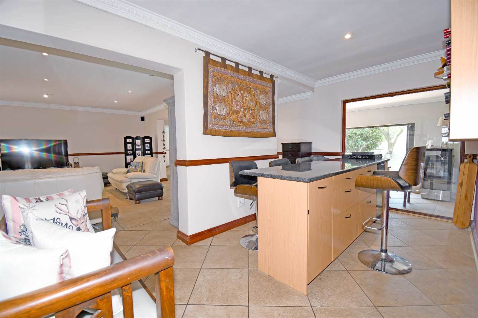 4 Bed House in Fourways Gardens photo number 9