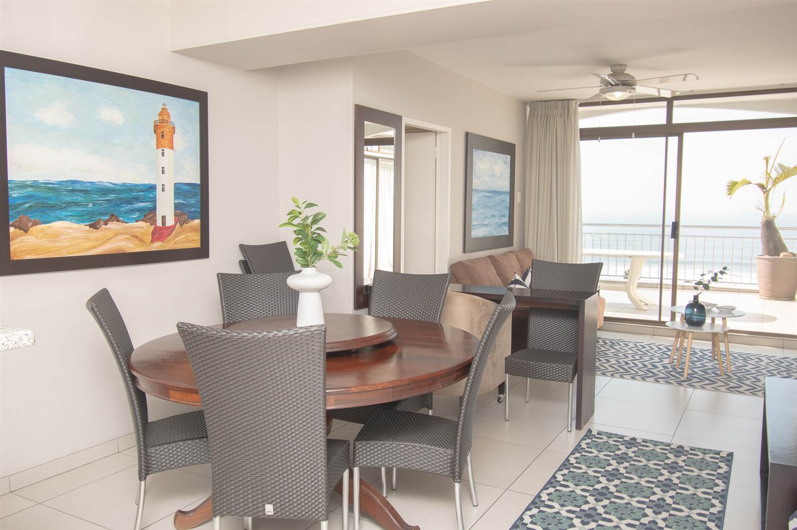 4 Bed Penthouse in Umhlanga Rocks photo number 6