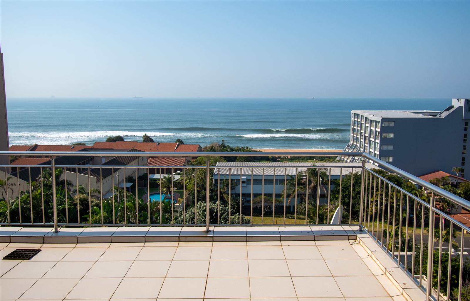 4 Bed Penthouse in Umhlanga Rocks photo number 22
