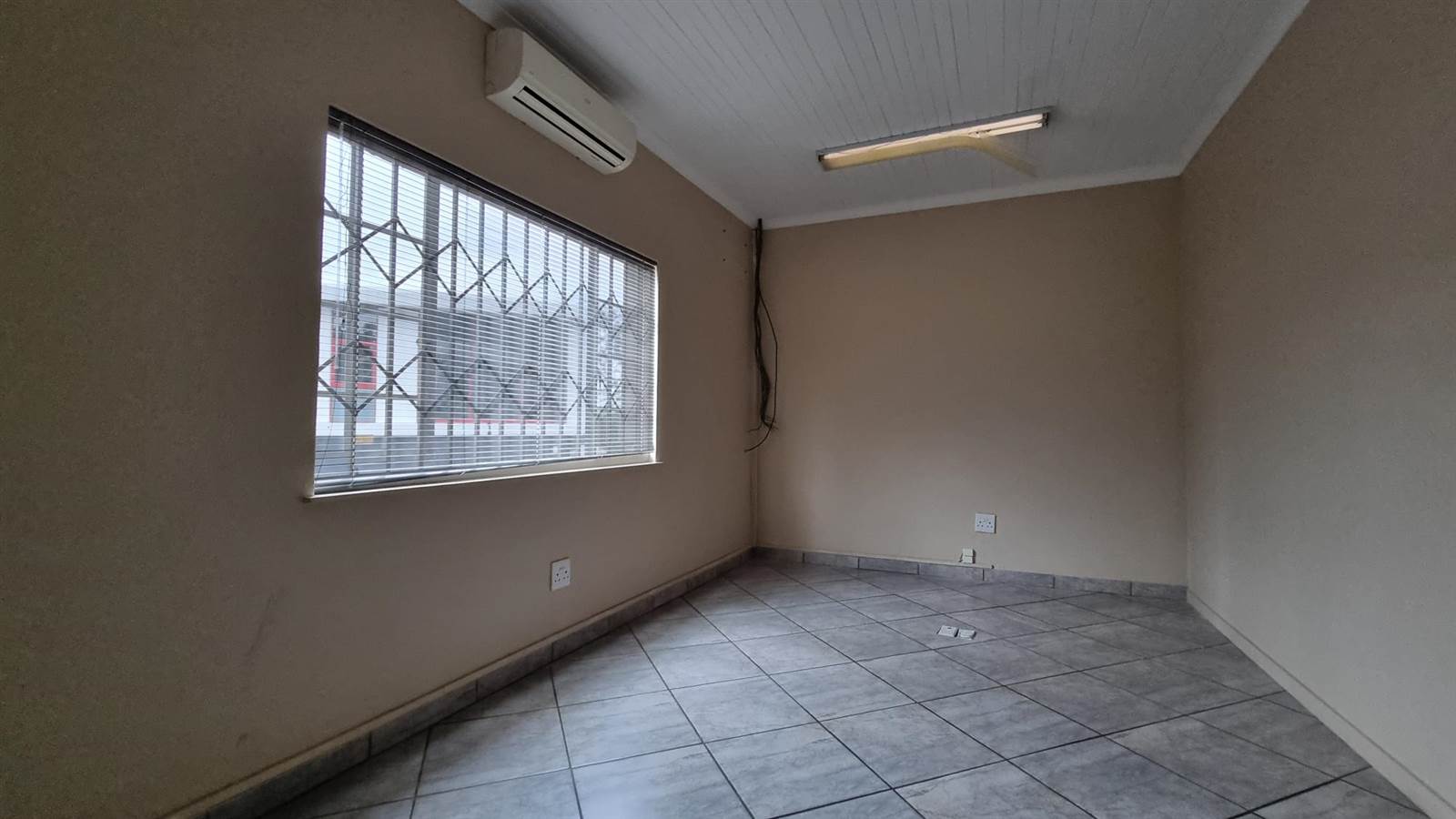55  m² Commercial space in Nelspruit photo number 3