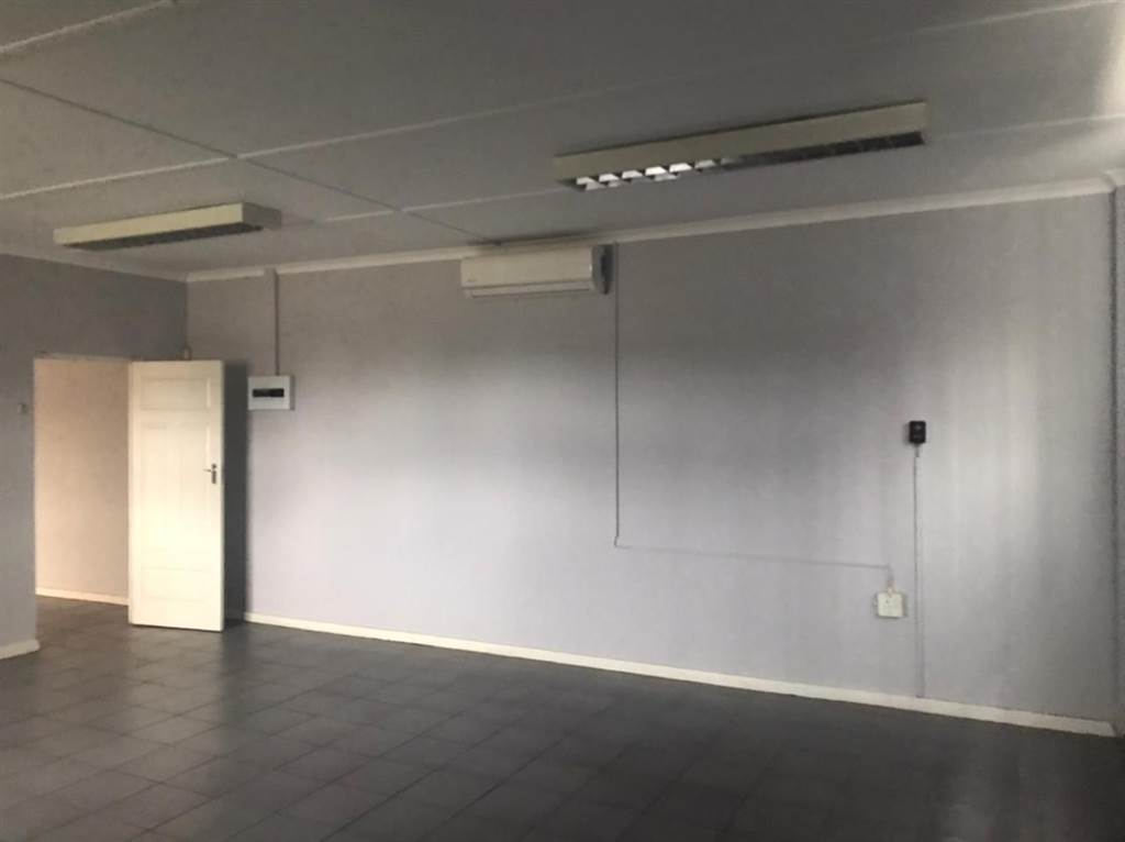 1922  m² Commercial space in Richards Bay Central photo number 6