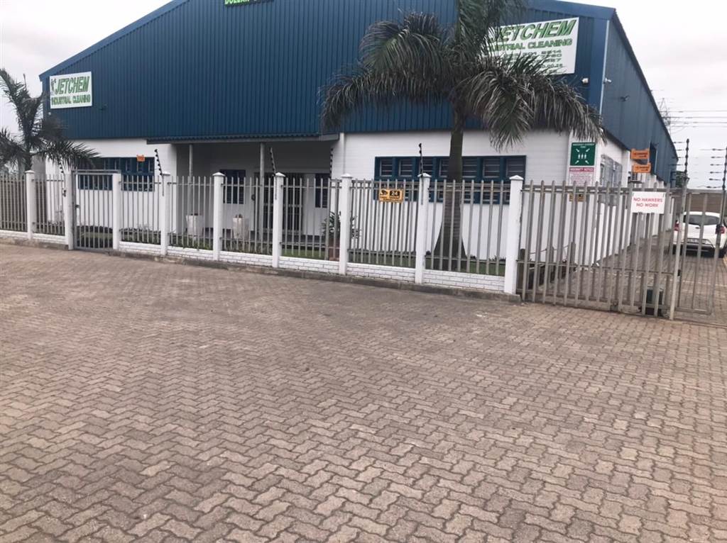 1922  m² Commercial space in Richards Bay Central photo number 1