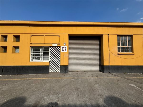 154  m² Industrial space