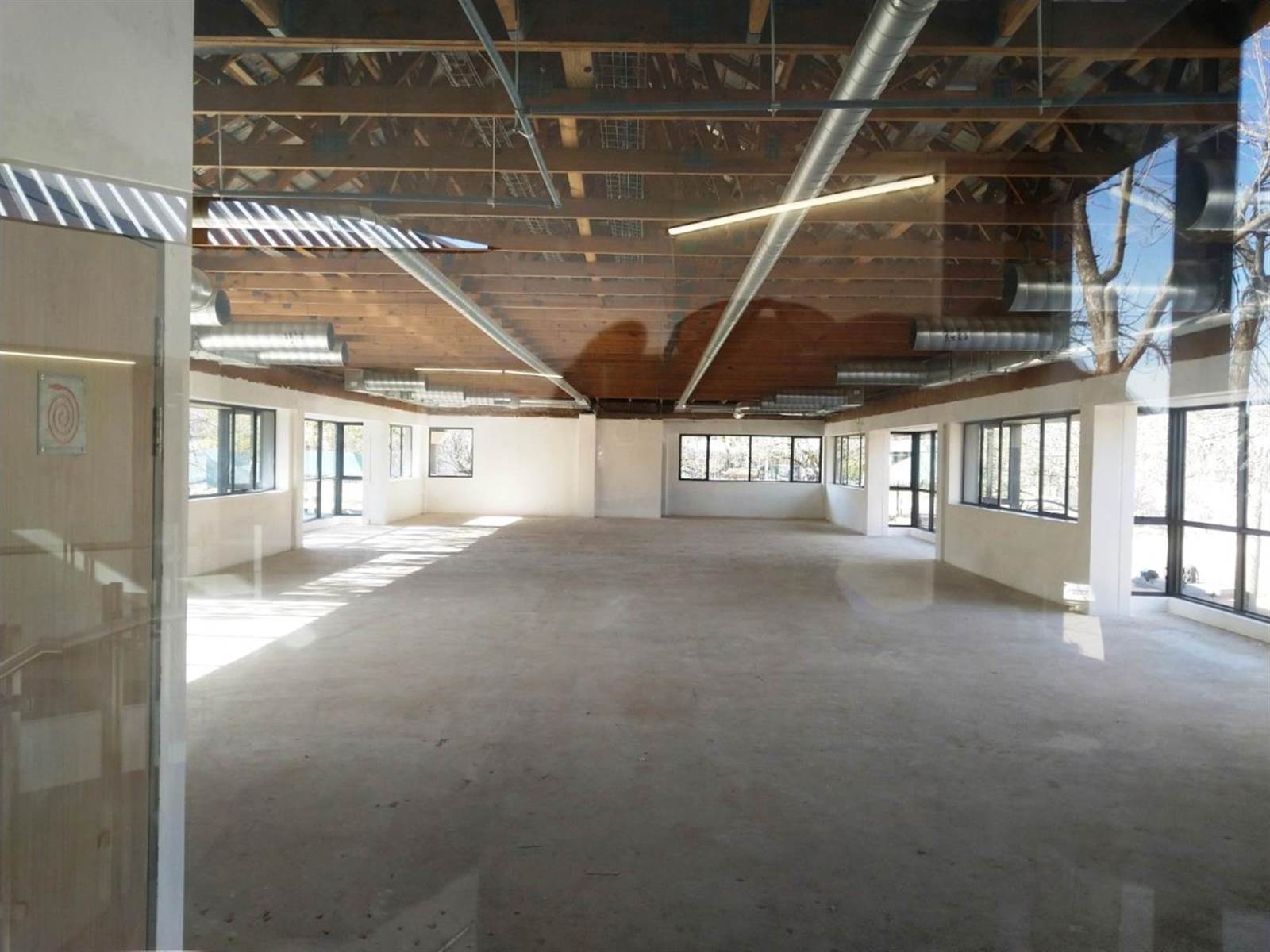276  m² Commercial space in Woodmead photo number 15