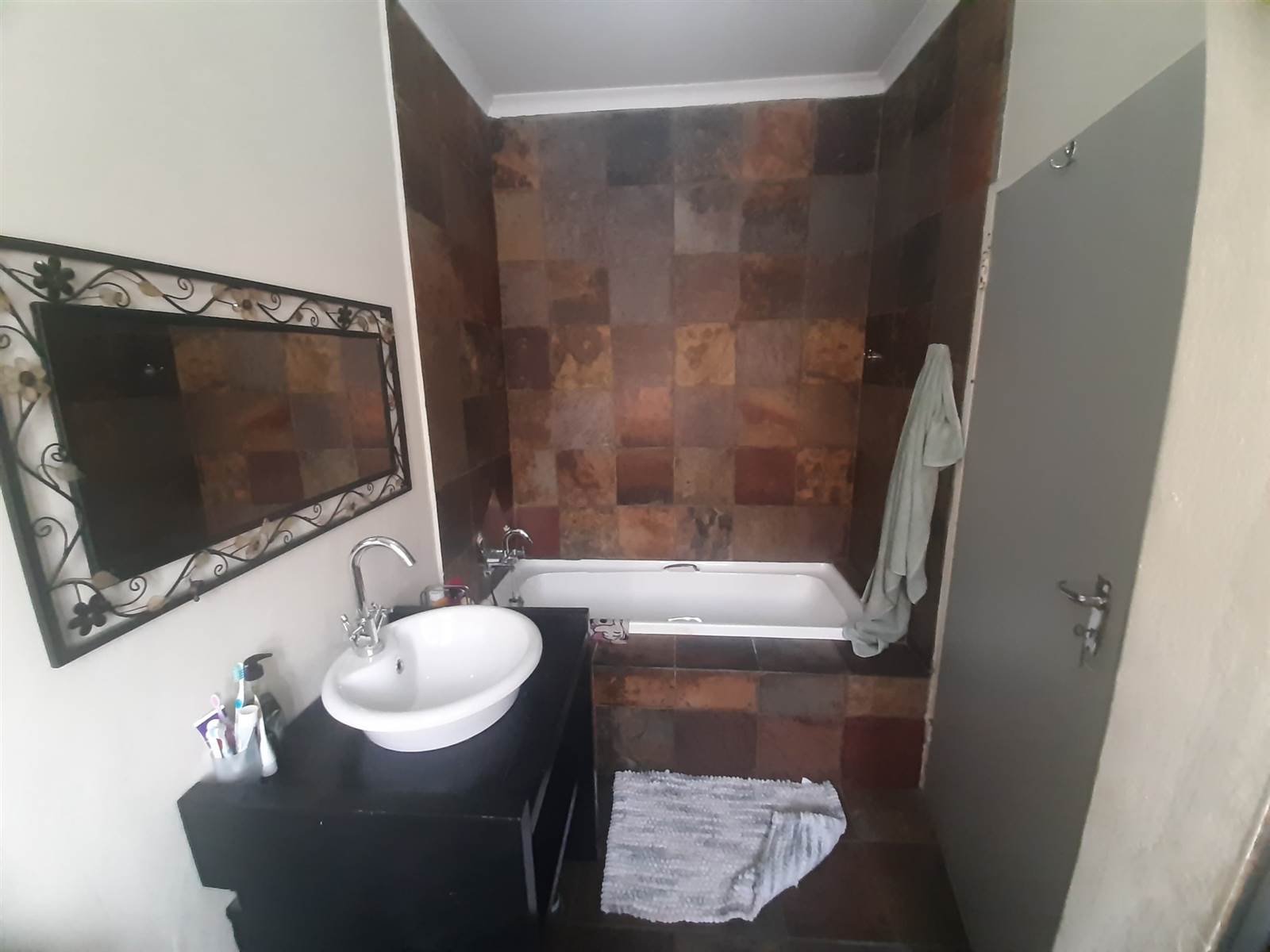 2 Bed Townhouse in Rustenburg Central photo number 13