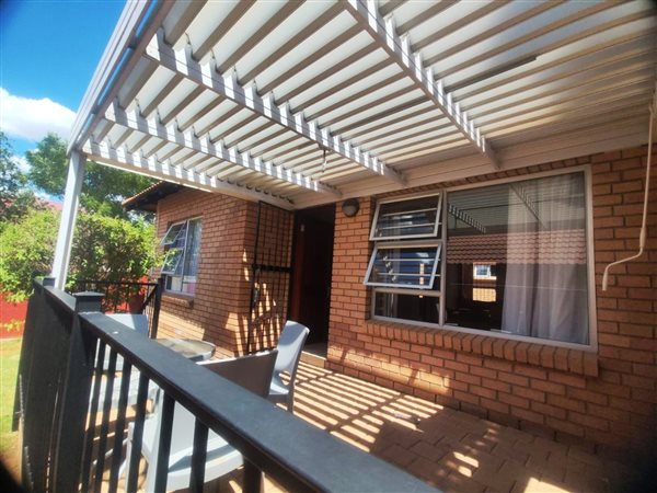 3 Bedroom Townhouse 3 Bedroom Townhouse