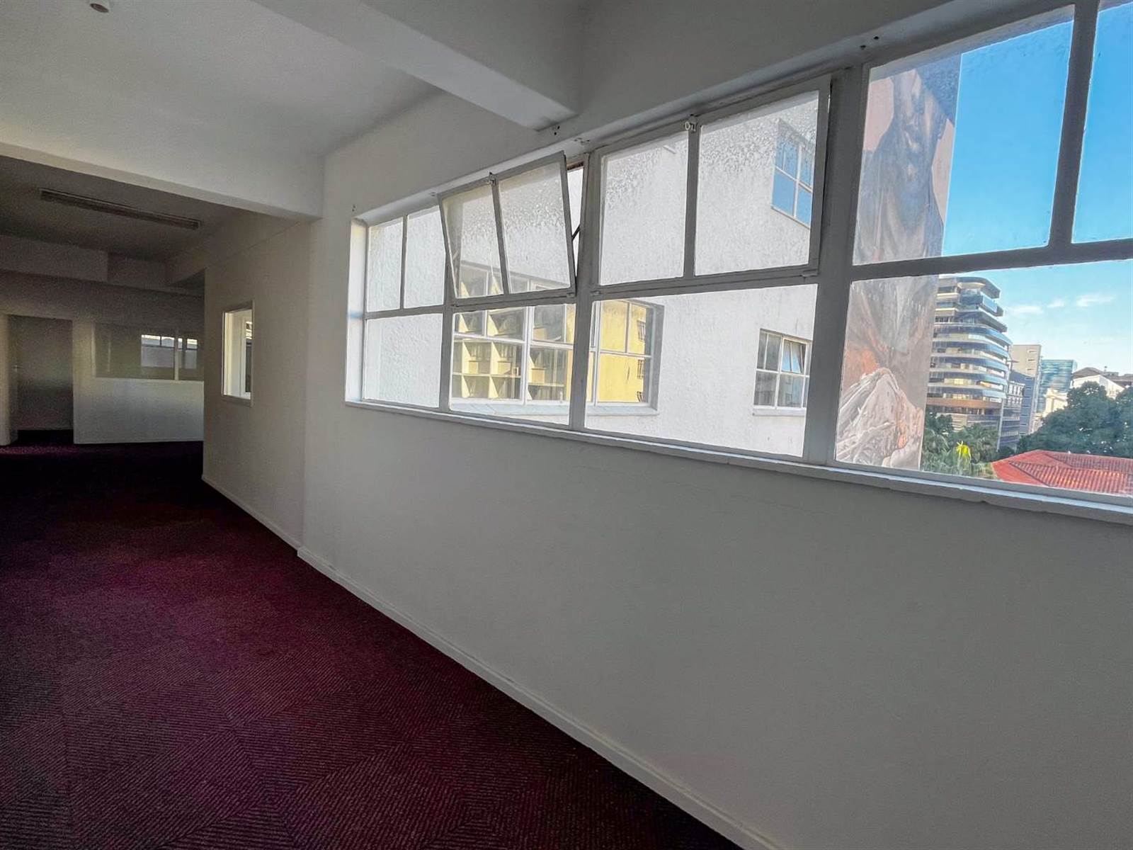 270  m² Office Space in Cape Town City Centre photo number 13