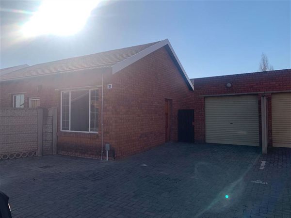 2 Bedroom House 2 Bedroom House