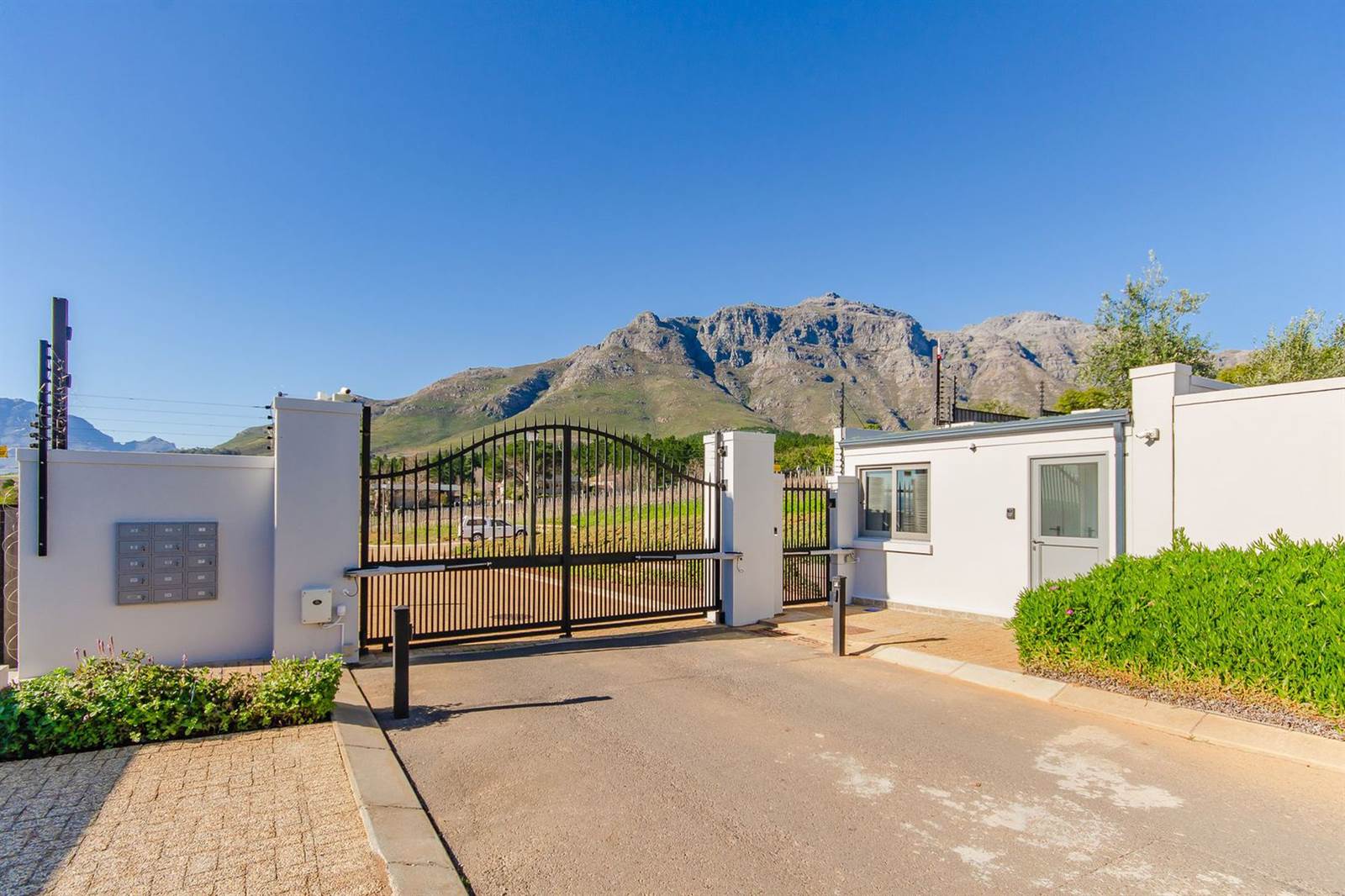 1217 m² Land available in Paradyskloof photo number 13