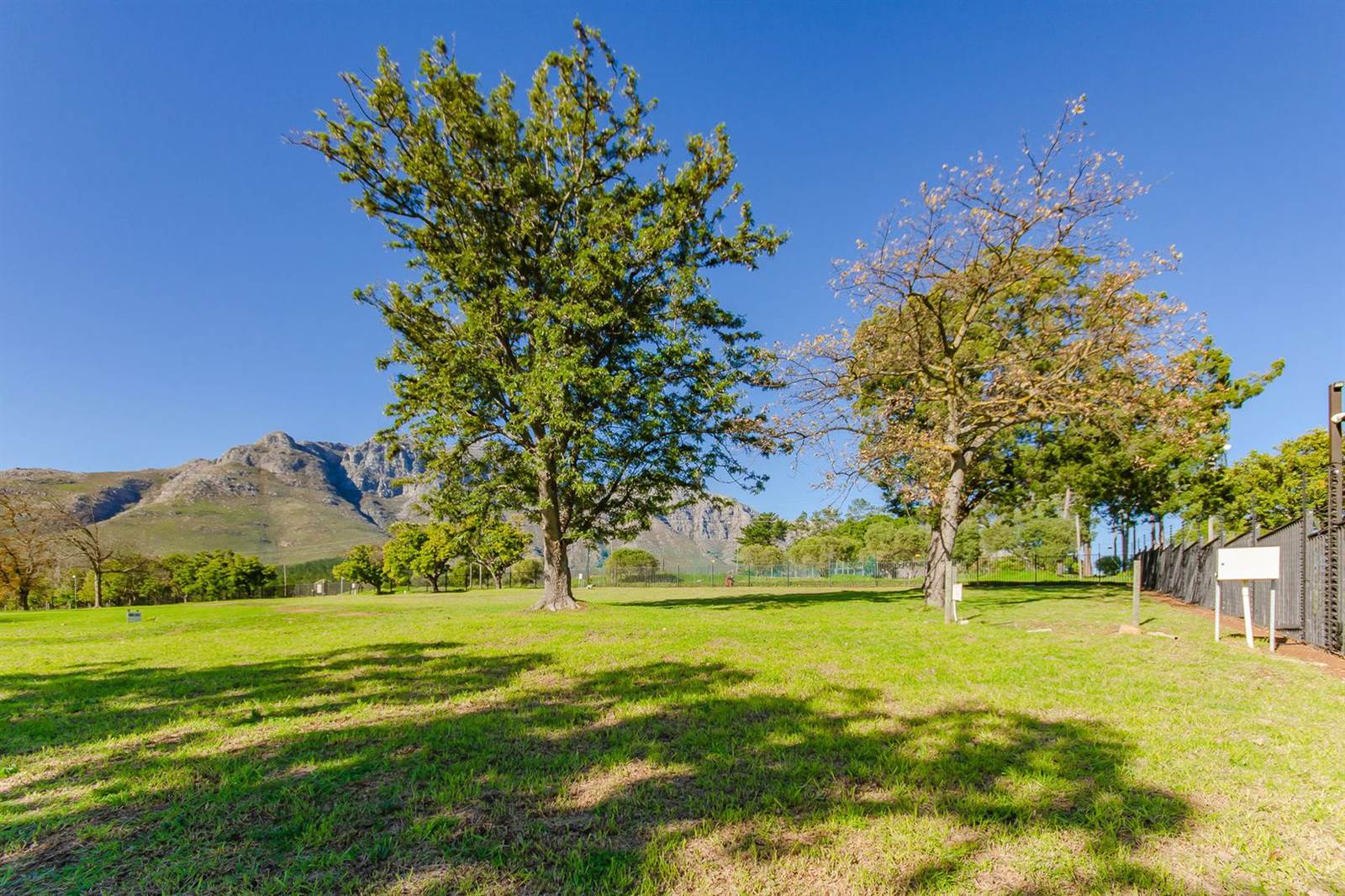 1217 m² Land available in Paradyskloof photo number 5