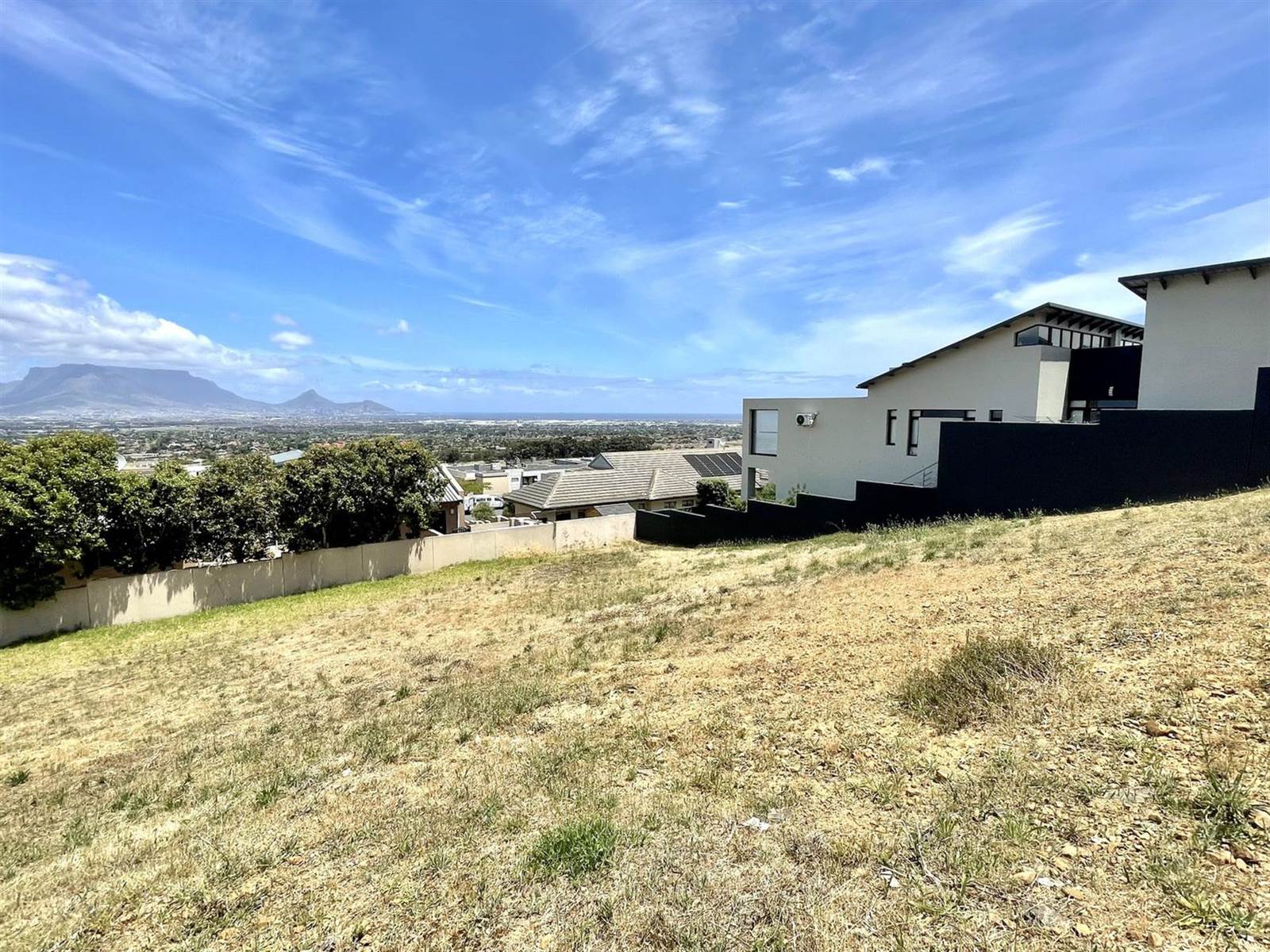 987 m² Land available in Plattekloof photo number 4