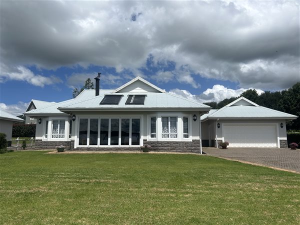 4 Bedroom House 4 Bedroom House