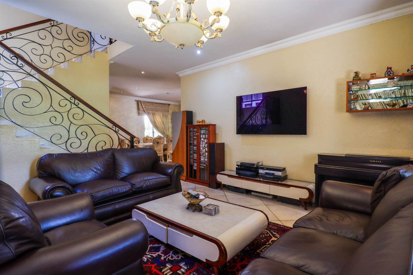 4 Bed House in Centurion CBD photo number 15