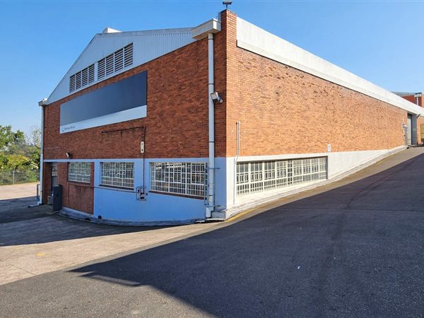 1 108  m² Industrial space