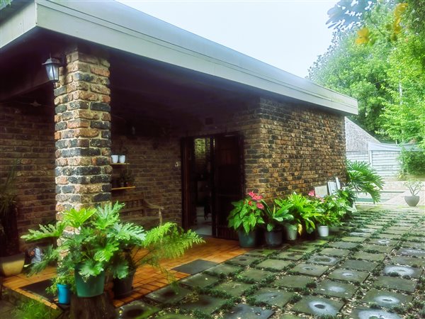5 Bedroom House 5 Bedroom House