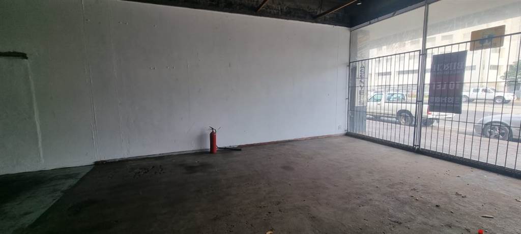 134  m² Retail Space in Parow East photo number 5