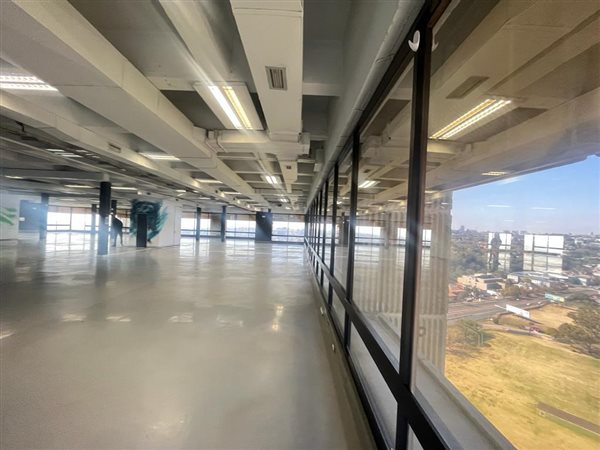 400  m² Commercial space