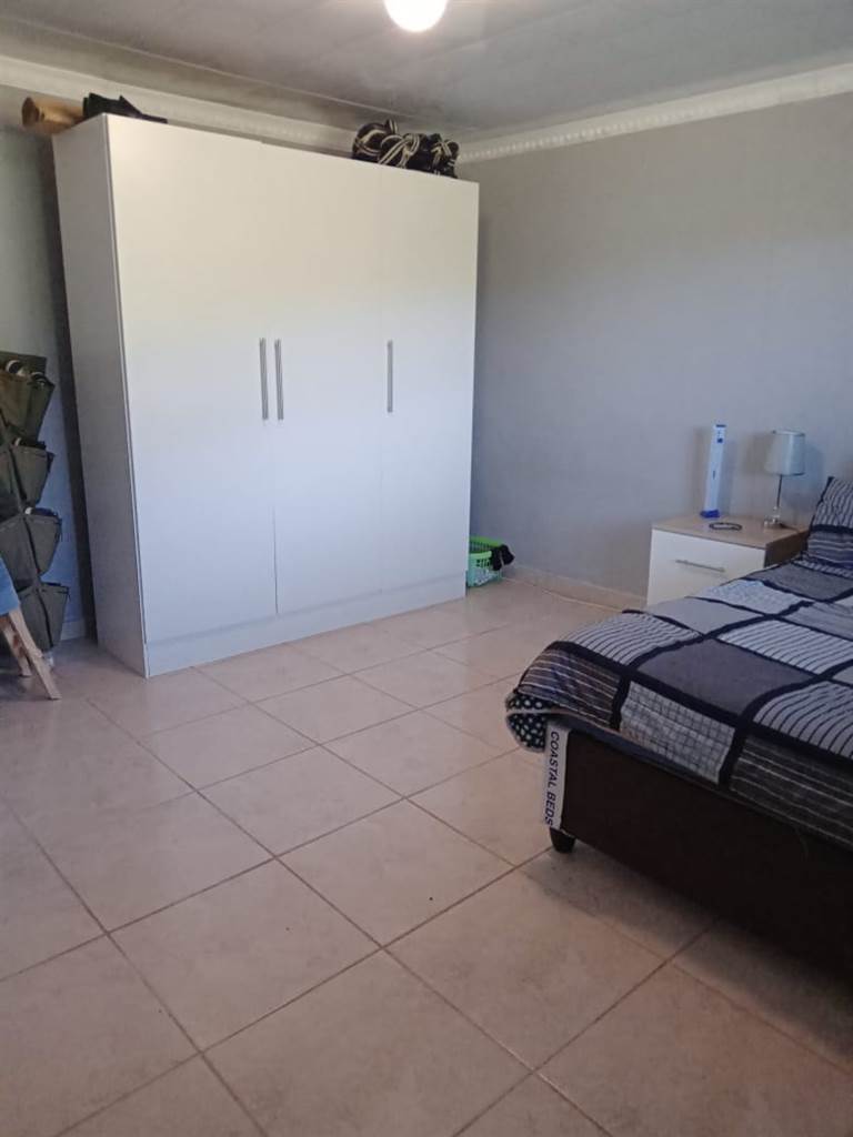 2 Bed House in Inanda photo number 5
