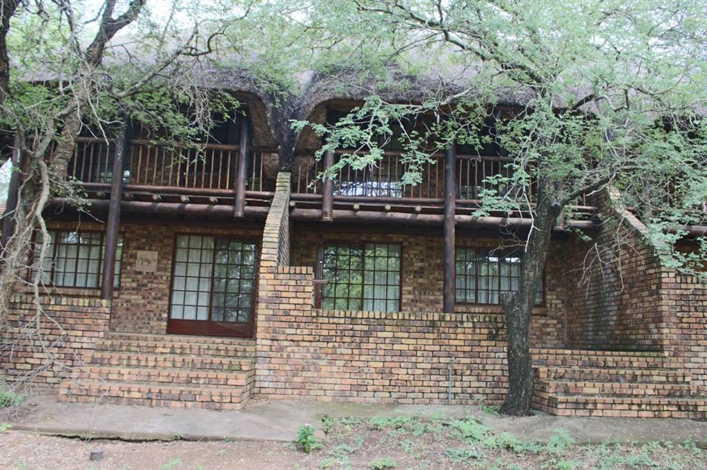 9 Bed Cluster in Marloth Park photo number 2