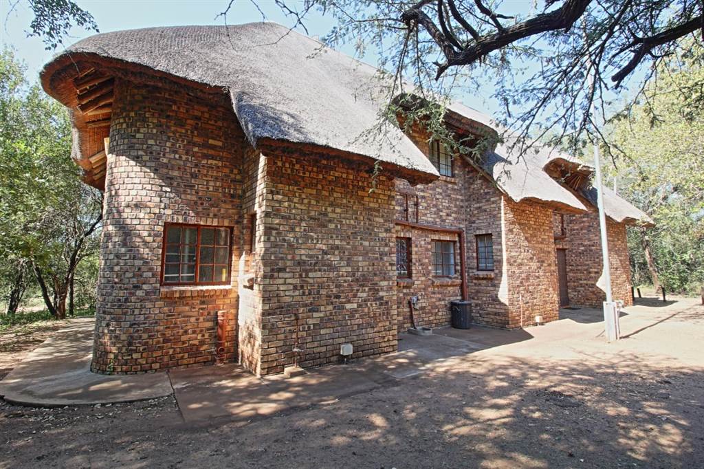 9 Bed Cluster in Marloth Park photo number 25