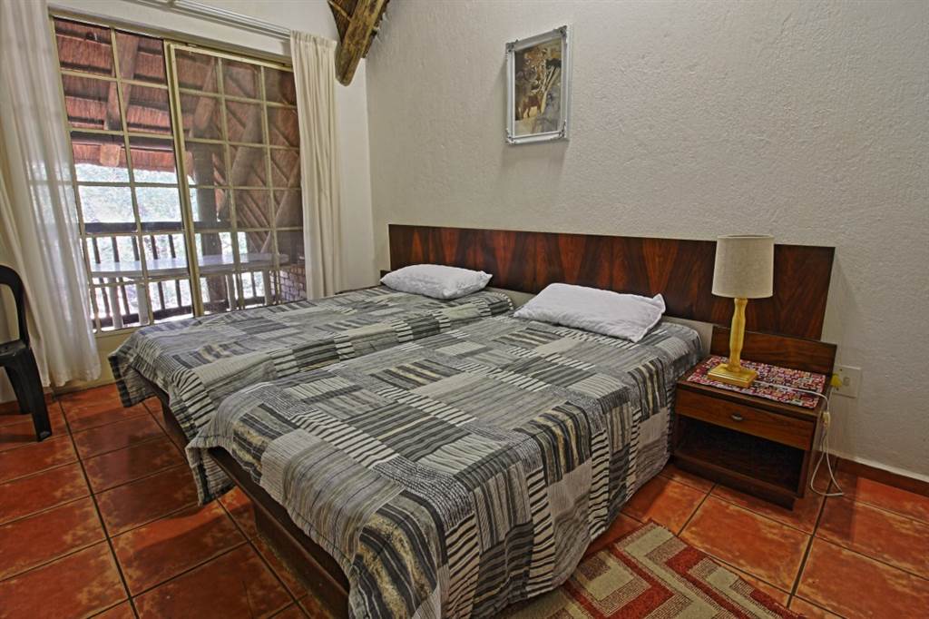 9 Bed Cluster in Marloth Park photo number 12