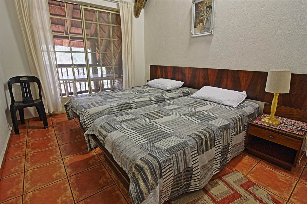 9 Bed Cluster in Marloth Park photo number 13