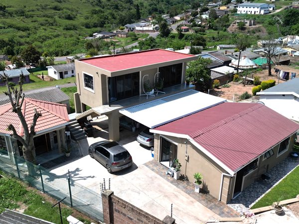 4 Bedroom House 4 Bedroom House