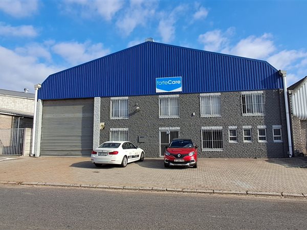 652  m² Industrial space