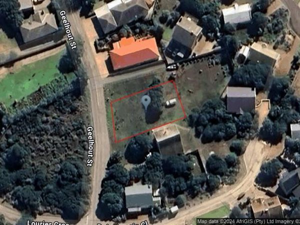 757 m² Land