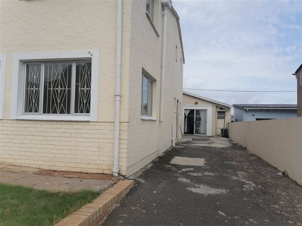 3 Bed House in Austerville