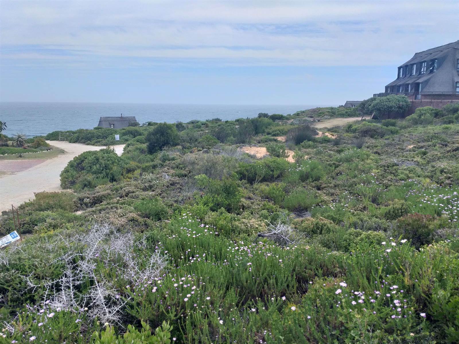 767 m² Land available in Stilbaai photo number 5